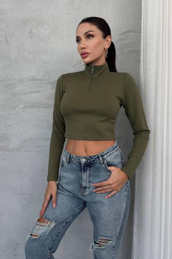 DİK YAKA YARIM FERMUARLI UZUN KOLLU CROP BLUZ - 2