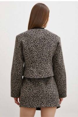DÜĞME KAPAMALI CROP CEKET MINI ETEK SHANY ZARA MODEL LEOPAR DESEN TAKIMI - 4